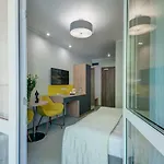 Zorza Otel