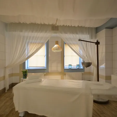 Готель Zorza 2*