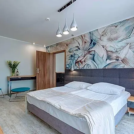 Zorza Hotel 2*